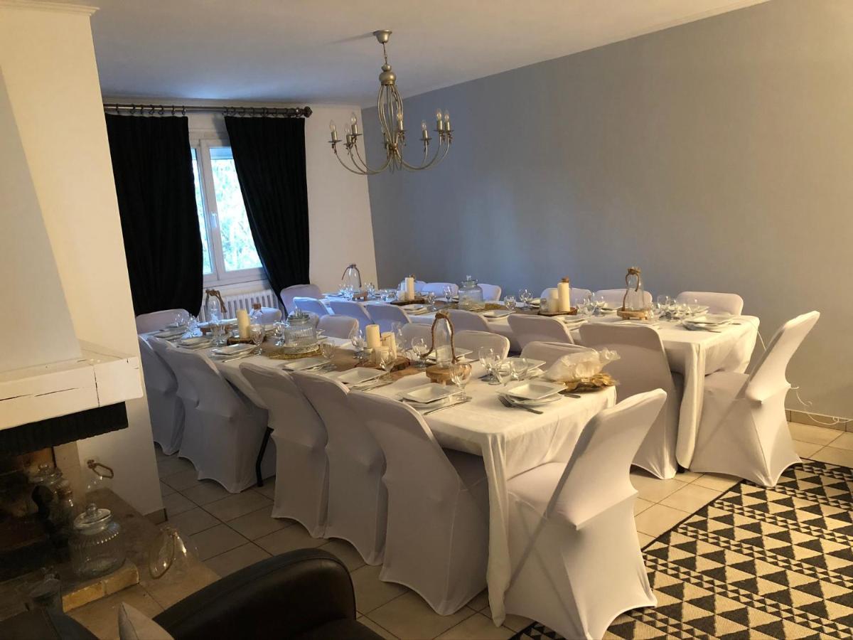 Le Relais De Pierre Bed and Breakfast Arpajon Exterior foto